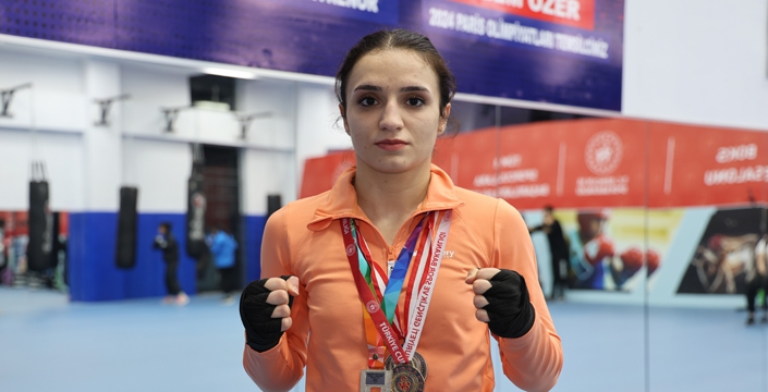 Boksta babasının desteğiyle başarıdan başarıya koşuyor