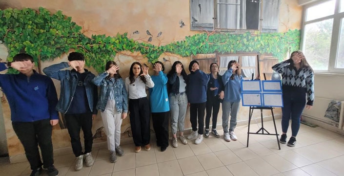 Okullarda akran zorbalığına dikkat çeken eTwinning projesi